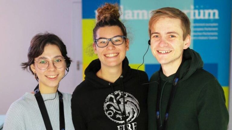 Grüne Jugend – Lea May und Daniel Fendrich bleiben Vorstandsprecher*innen